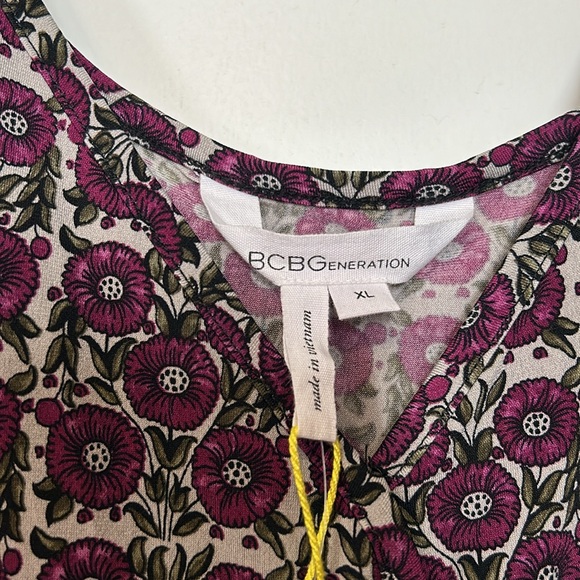 BCBG Print Wrap Dress-size XL-NWT - Picture 3 of 10